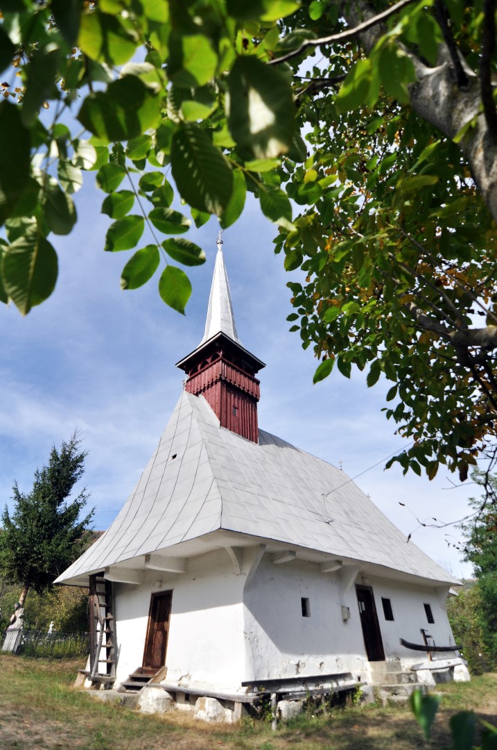 Biserica de lemn din Sartăș
